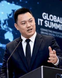 Larry Tey Por Yee - Global IT Summit